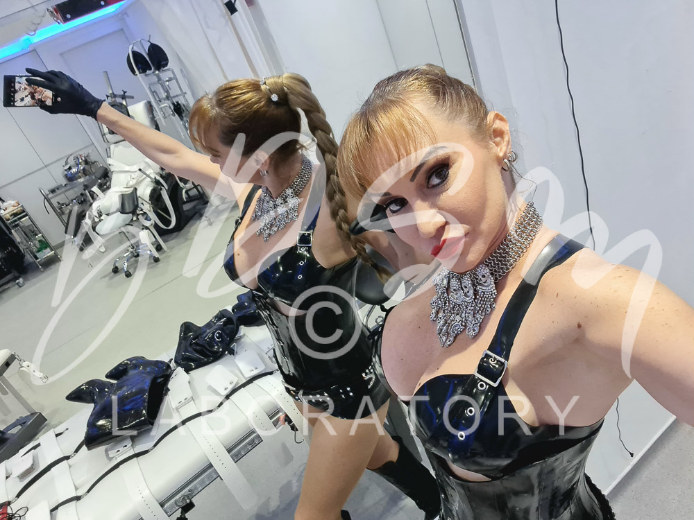 Mistress Miranda reflection in mirror